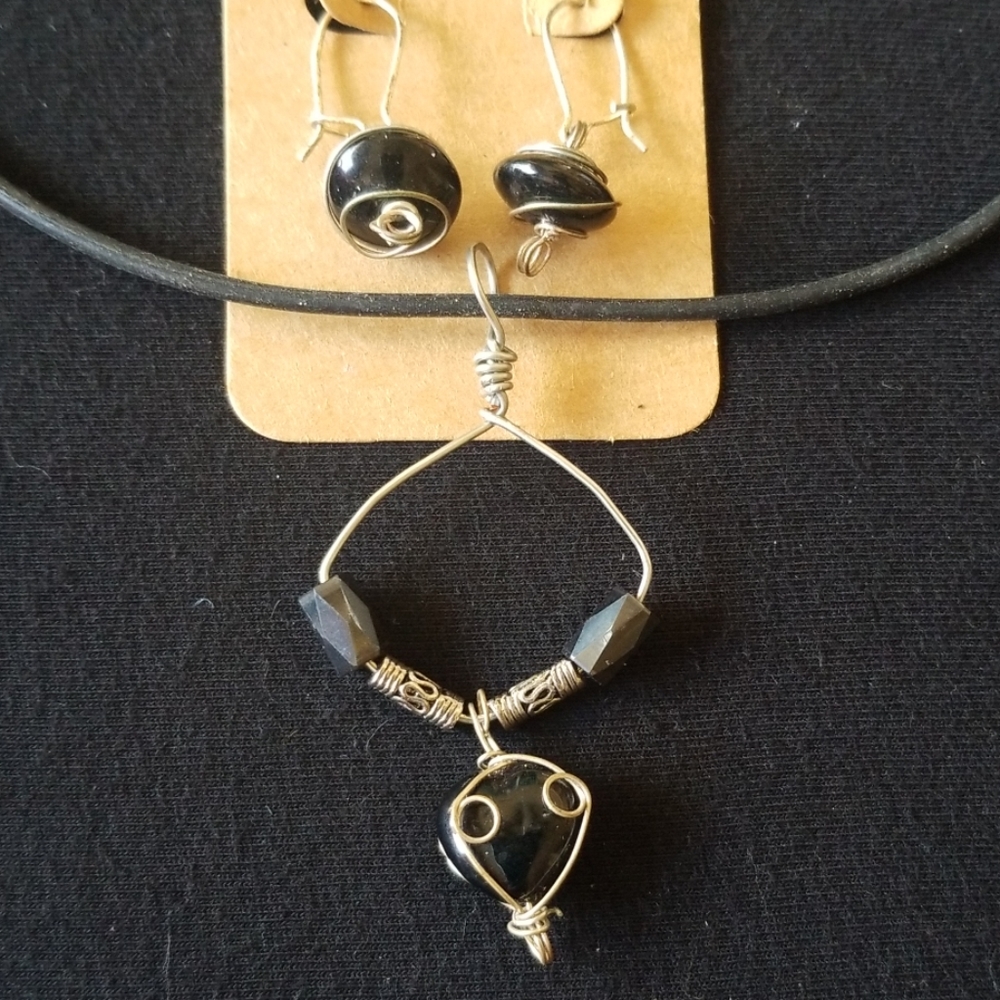 Necklace and Earring Set